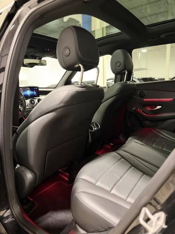 Mercedes-Benz GLC 300 4MATIC * CARFAX * АвтоКредит* (ЦЕНА ДО БГ), снимка 12 - Автомобили и джипове - 53458670