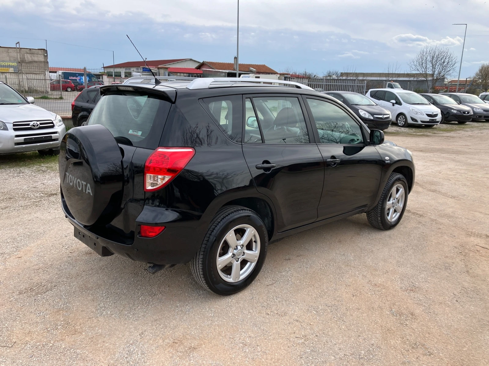 Toyota Rav4 2.2 D4D - изображение 8