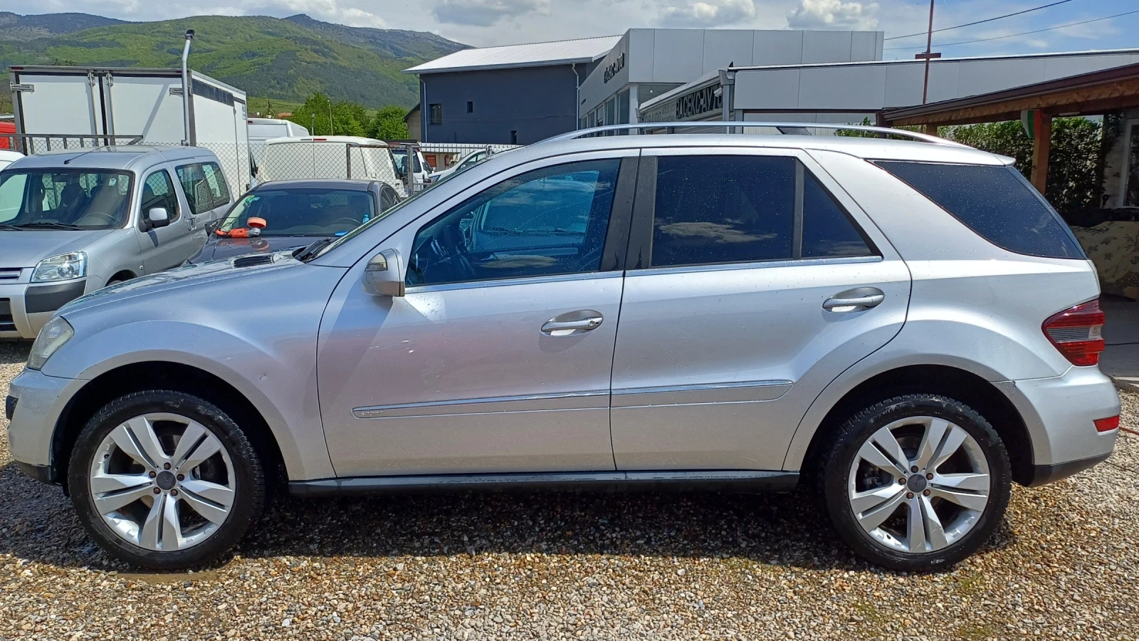 Mercedes-Benz ML 320 4matic FACELIFT ЛИЗИНГ, снимка 5 - Автомобили и джипове - 50155311