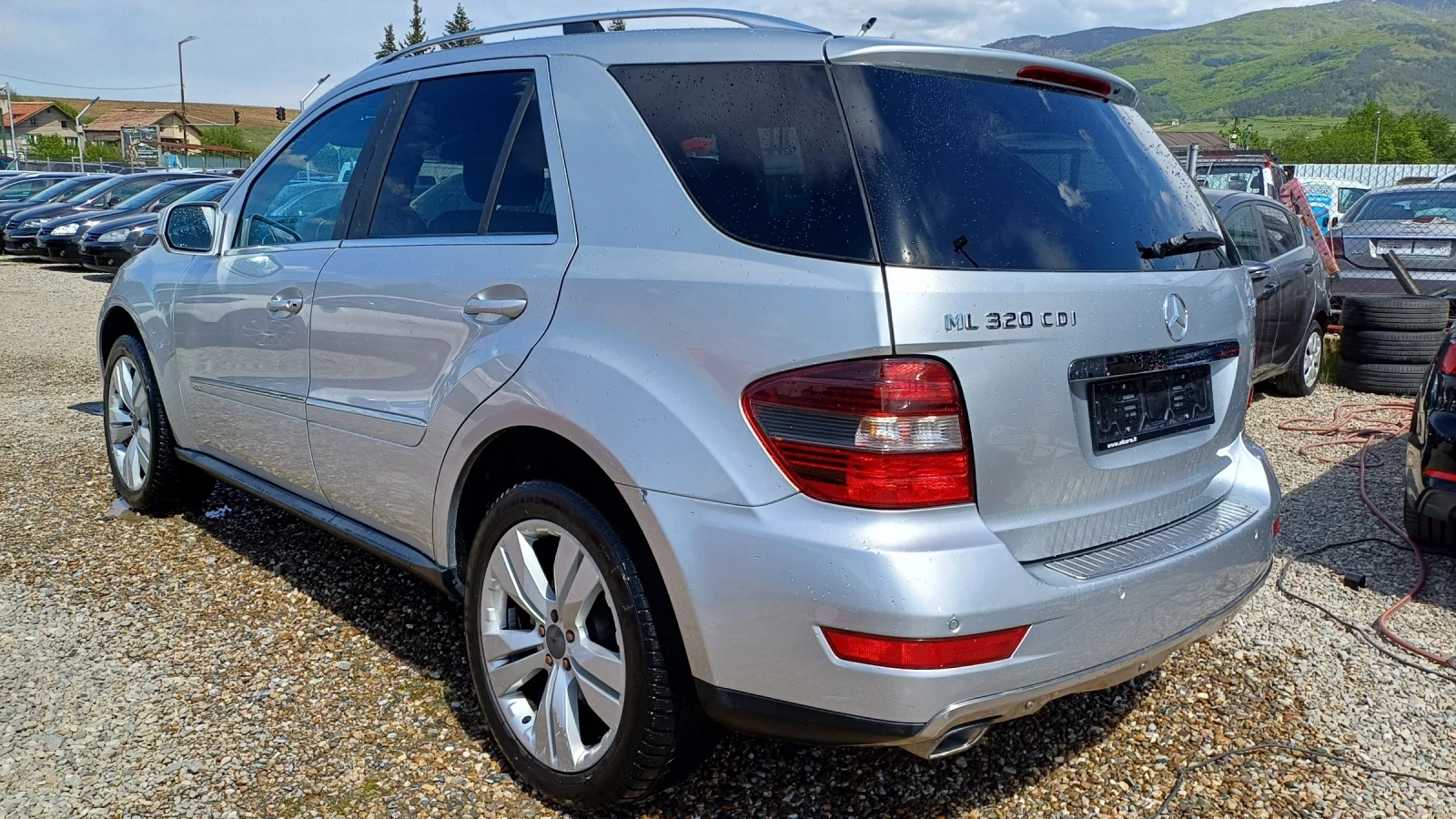 Mercedes-Benz ML 320 4matic FACELIFT ЛИЗИНГ, снимка 2 - Автомобили и джипове - 50155311