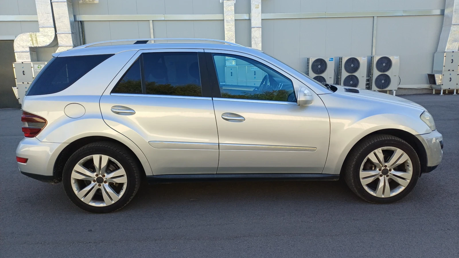 Mercedes-Benz ML 320 4matic FACELIFT ЛИЗИНГ, снимка 8 - Автомобили и джипове - 50155311