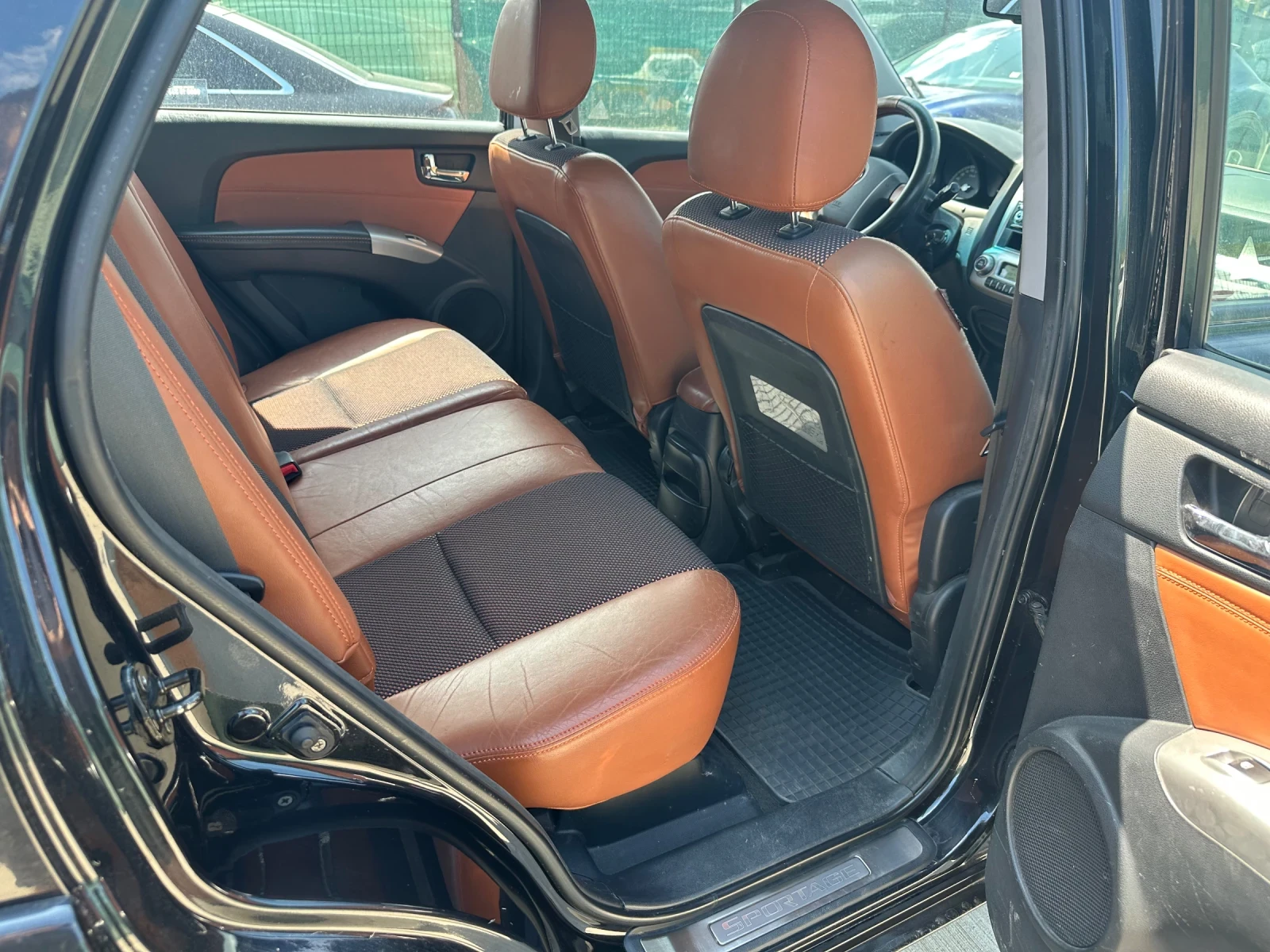 Kia Sportage 2.0CRD/4WD/ADVENTURE/ТЕГЛИЧ/ - изображение 9