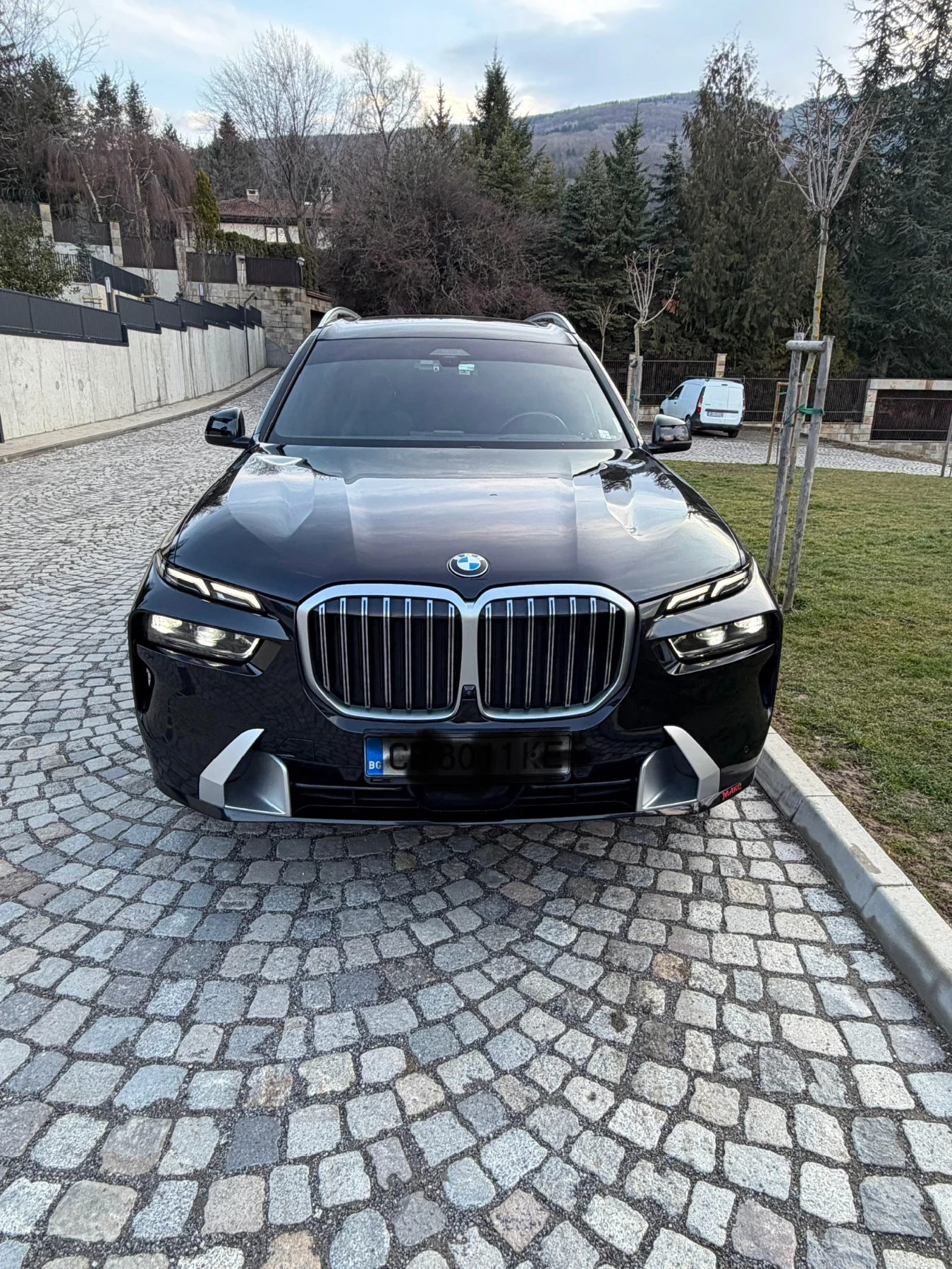 BMW X7  BMW Premium SelectionXdrive, SKY LOUNGE, 40i, 6+ 