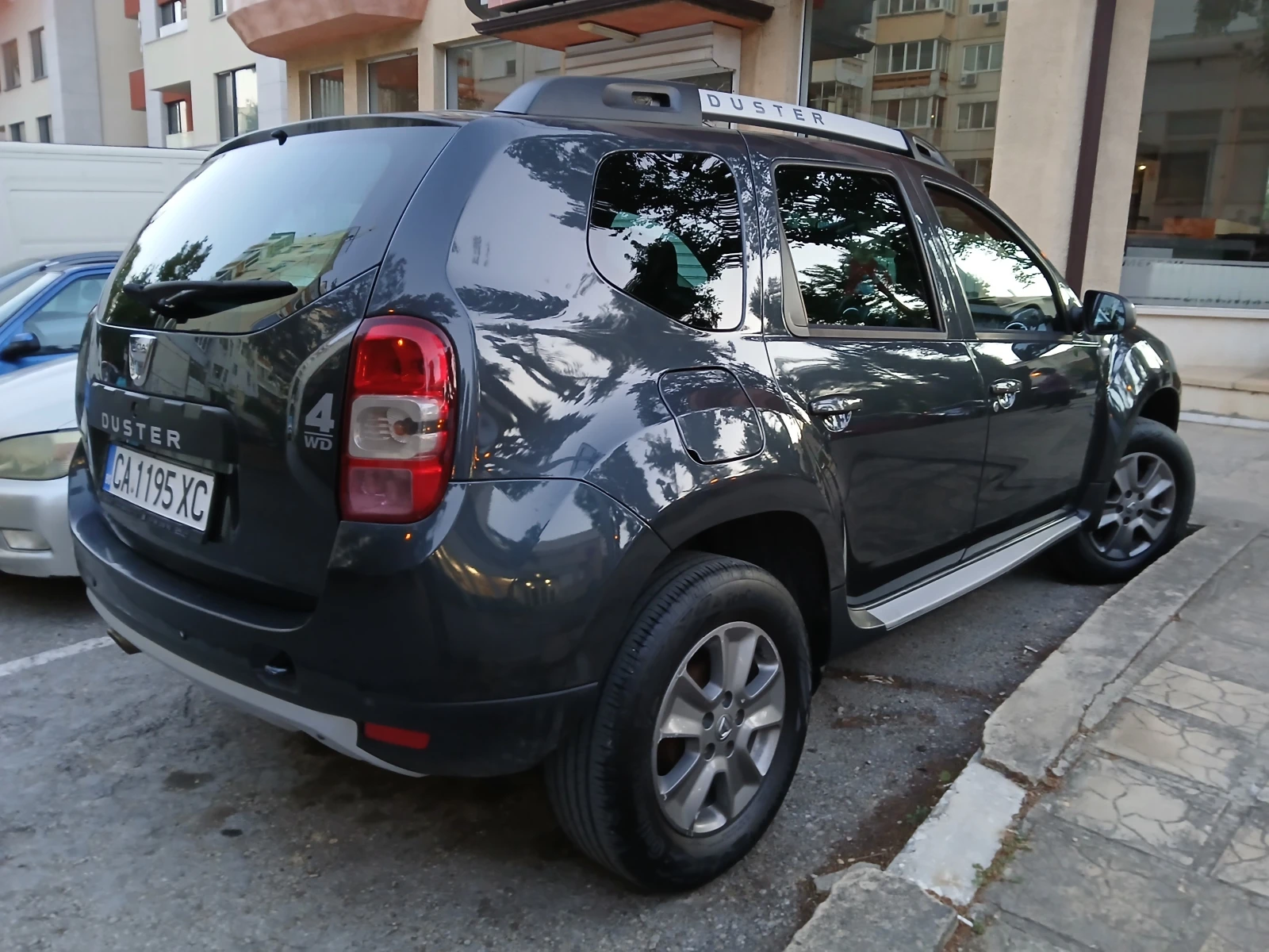 Dacia Duster 1.6i-4x4-Газ-бензин - изображение 2