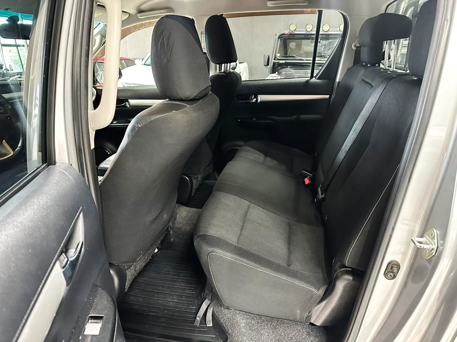 Toyota Hilux 2.4 | Mobile.bg � ����������� 7