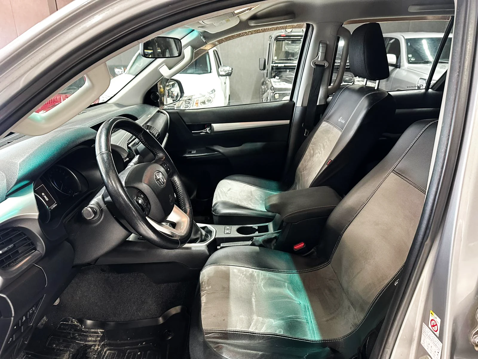 Toyota Hilux 2.4 | Mobile.bg � ����������� 9