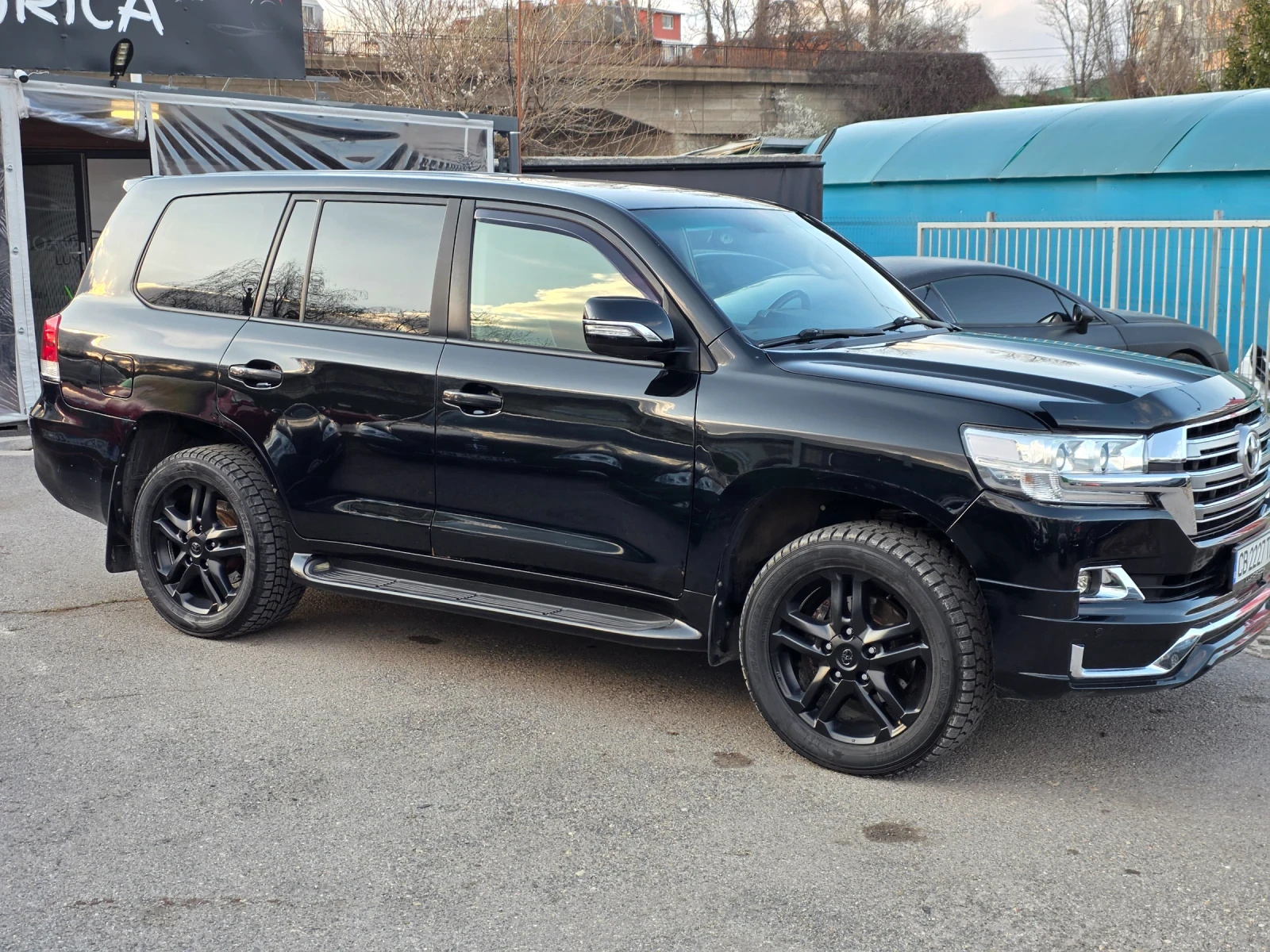Toyota Land cruiser 2020г ФЕЙСЛИФТ , снимка 4 - Автомобили и джипове - 54397216