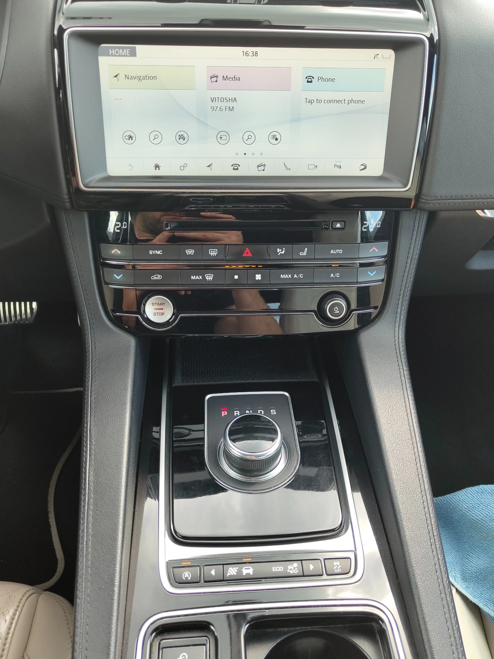 Jaguar F-PACE Supercharged, снимка 11 - Автомобили и джипове - 55505802
