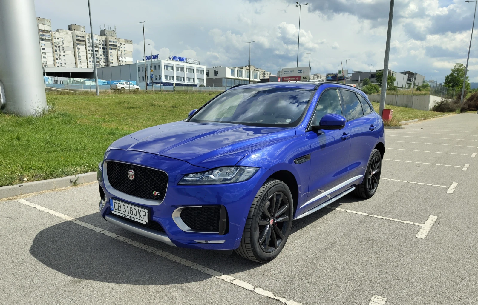 Jaguar F-PACE Supercharged