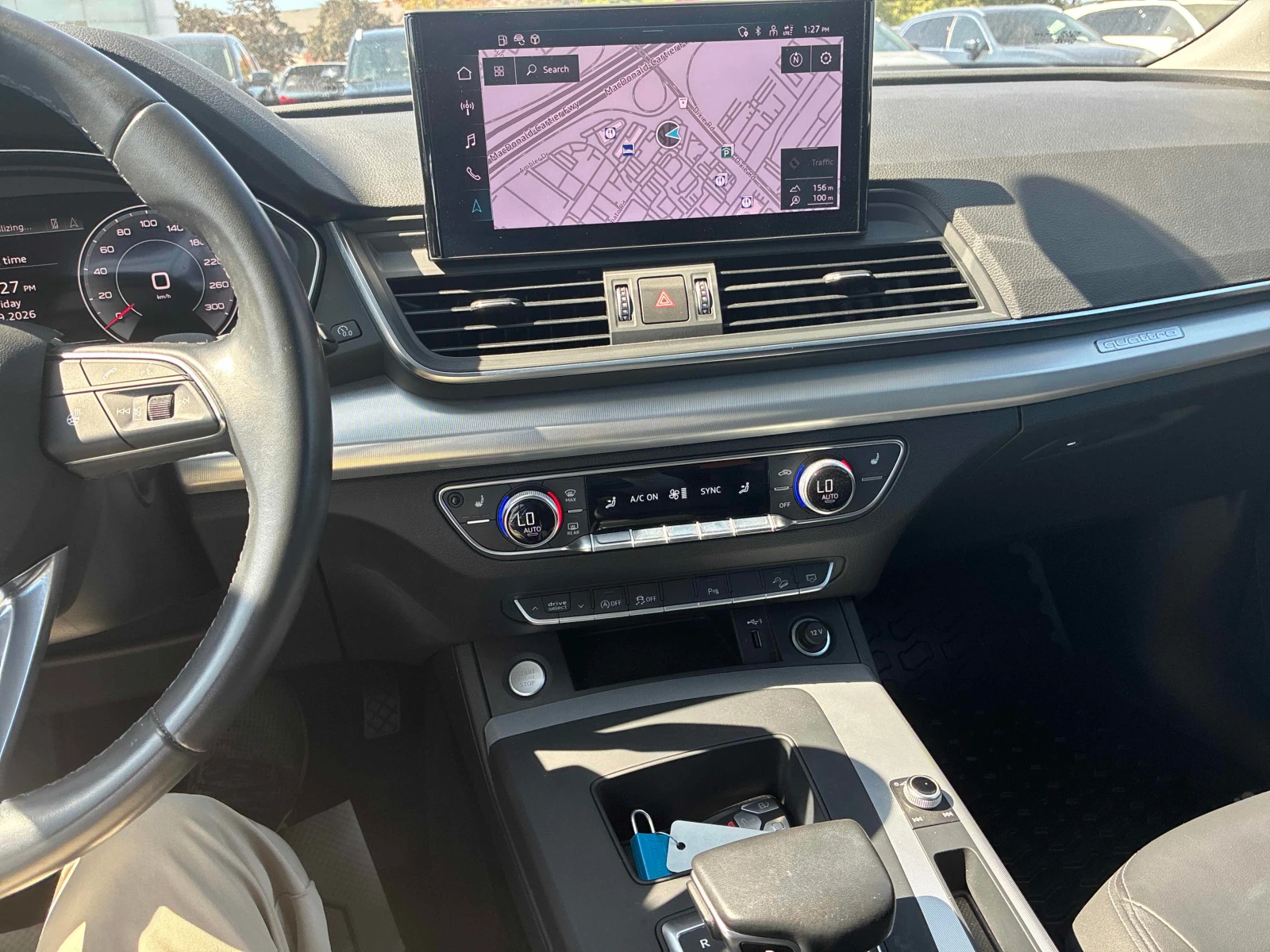 Audi Q5 * Progressiv * CARFAX * ОПЦИЯ ЗА ФИНАНСИРАНЕ, снимка 9 - Автомобили и джипове - 56093619