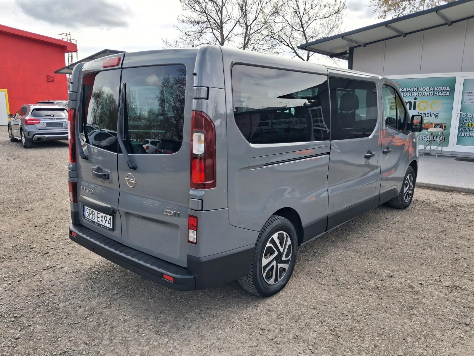 Opel Vivaro 1.6 DCI, 115 к.с. 9 места, Long, темпомат, Nardo g, снимка 3 - Бусове и автобуси - 54194011