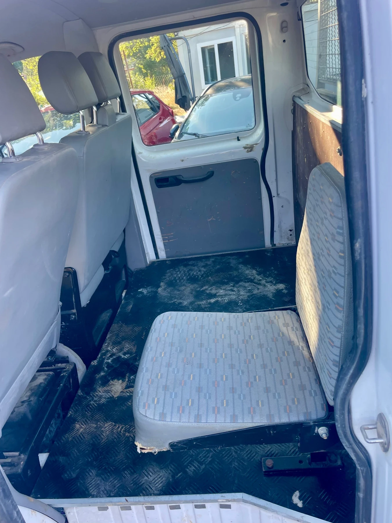 VW Transporter T5 2, 0 TDI  doka, снимка 8 - Бусове и автобуси - 56009713