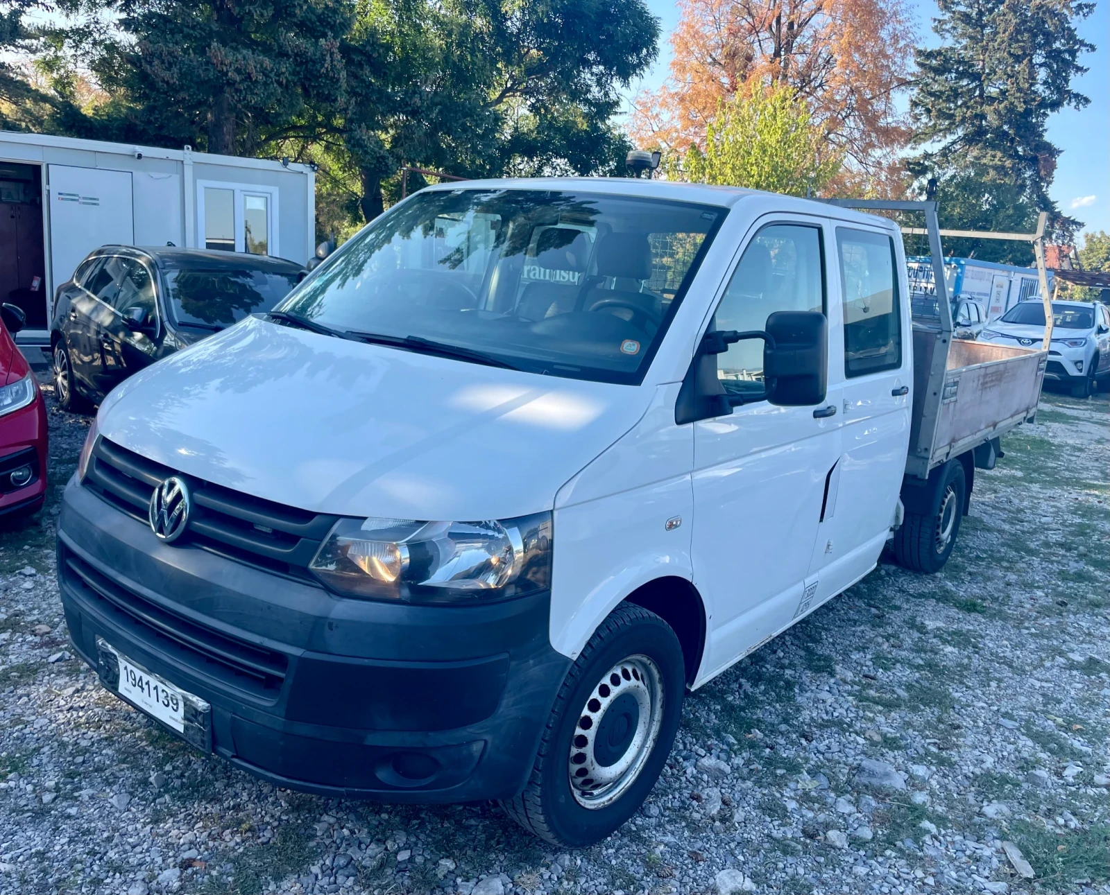 VW Transporter T5 2, 0 TDI  doka, снимка 3 - Бусове и автобуси - 56009713