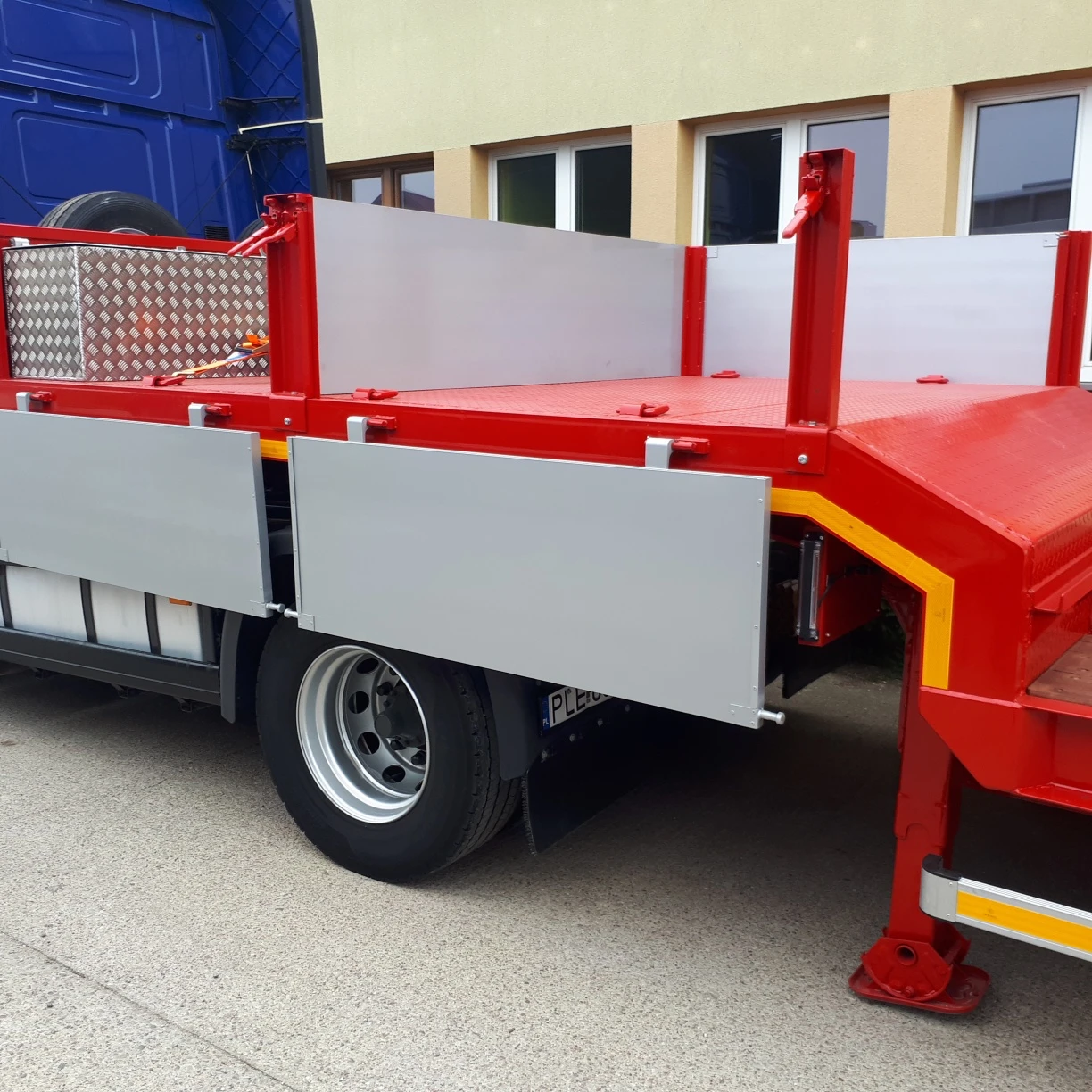 ����������� JANMIL | Mobile.bg � ����������� 4