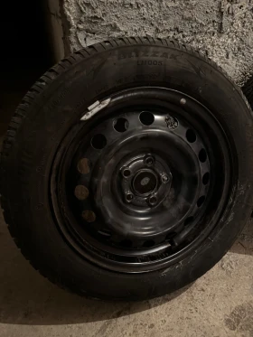 Гуми с джанти Bridgestone 185/65R15, снимка 3