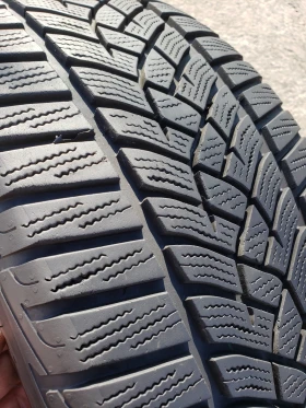 Гуми Зимни 225/45R18, снимка 5
