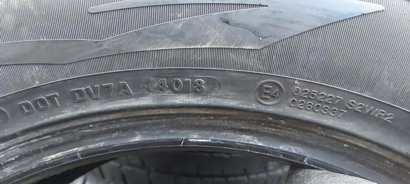 Гуми Зимни 235/55R17, снимка 10 - Гуми и джанти - 31351864