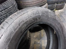 Гуми Зимни 215/60R16, снимка 2 - Гуми и джанти - 39148381