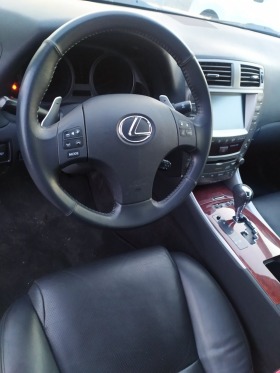 Lexus IS Luxury , снимка 2
