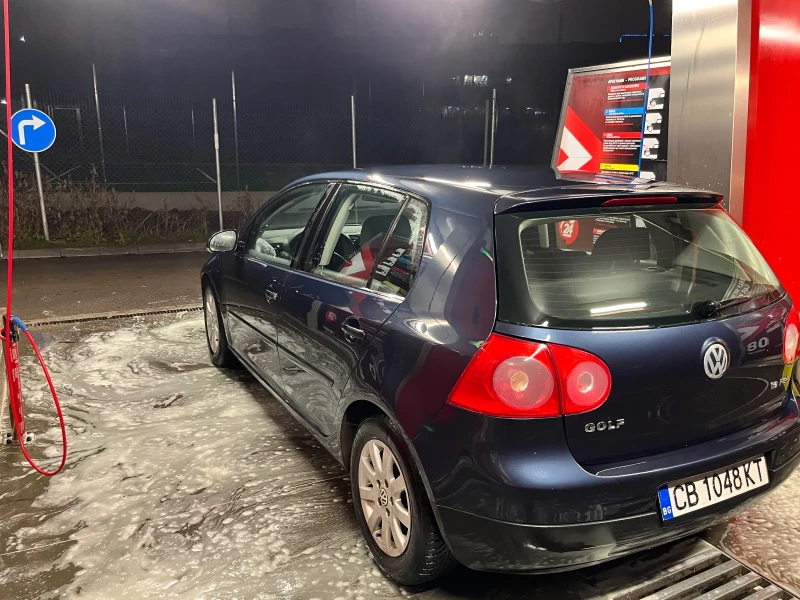 VW Golf 5, снимка 6 - Автомобили и джипове - 48274719