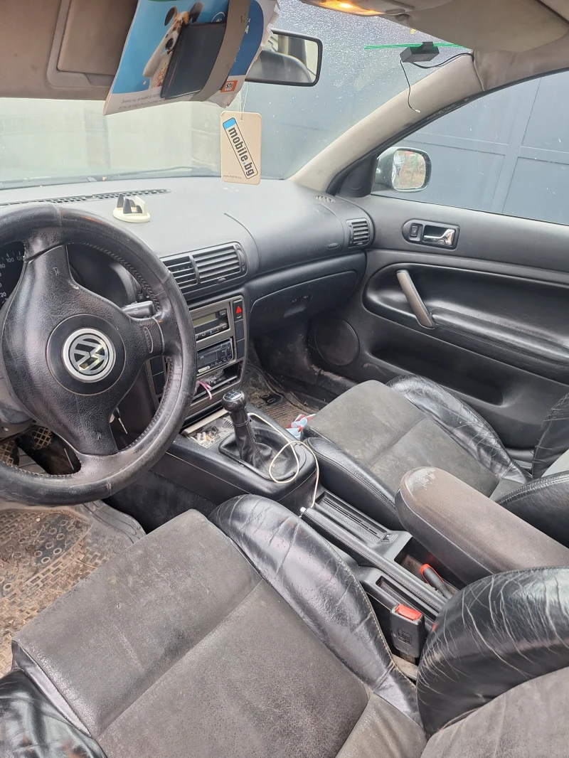 VW Passat 1.9 tdi, снимка 4 - Автомобили и джипове - 48426089