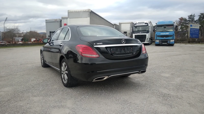 Mercedes-Benz C 300, снимка 4 - Автомобили и джипове - 48482400