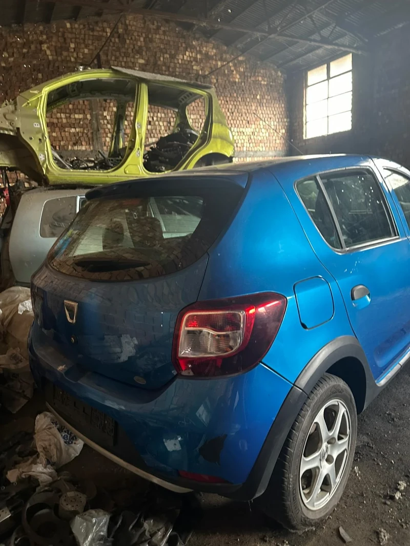 Dacia Sandero Stepway, снимка 1 - Автомобили и джипове - 48839907