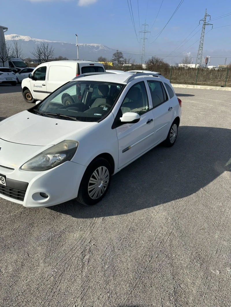 Renault Clio, снимка 5 - Автомобили и джипове - 49003920