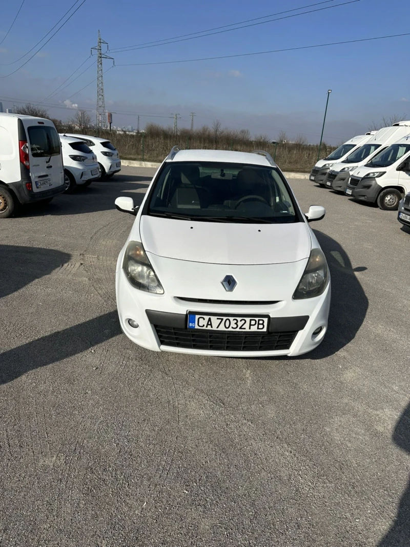 Renault Clio, снимка 4 - Автомобили и джипове - 49003920