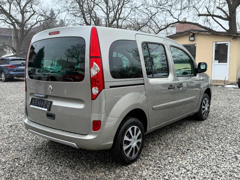 Renault Kangoo 1.5dCi Пътническо, снимка 4 - Автомобили и джипове - 49280675