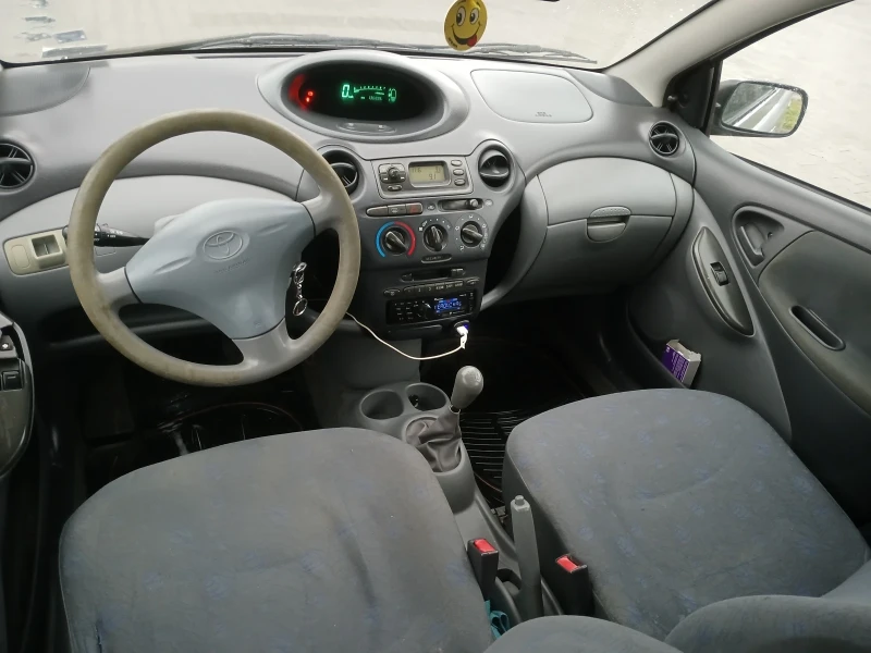 Toyota Yaris, снимка 9 - Автомобили и джипове - 49422362