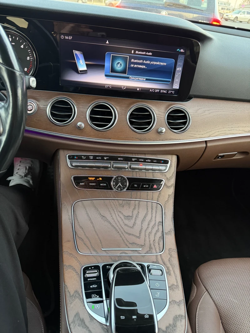 Mercedes-Benz E 220 All-Terrain 4MATIC 360 Burmaster Full, снимка 7 - Автомобили и джипове - 52810574