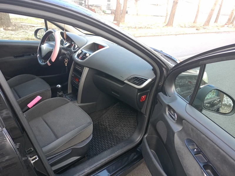 Peugeot 207, снимка 7 - Автомобили и джипове - 53132255