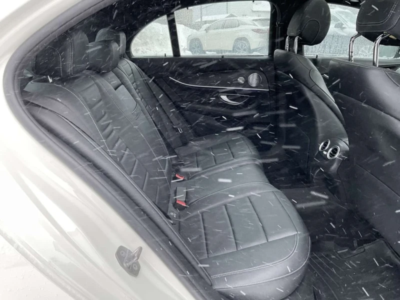 Mercedes-Benz E 400 * CARFAX * ЦЕНА ДО БГ, снимка 12 - Автомобили и джипове - 53235696