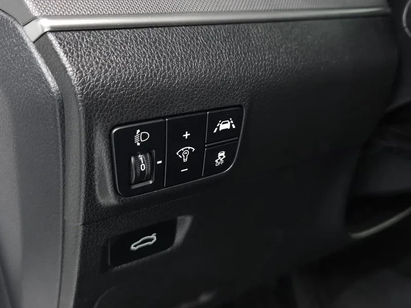 Kia K5 3 LPI, снимка 6 - Автомобили и джипове - 55184945