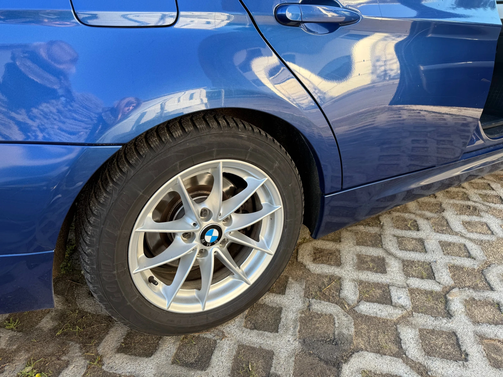 BMW 320  - изображение 7