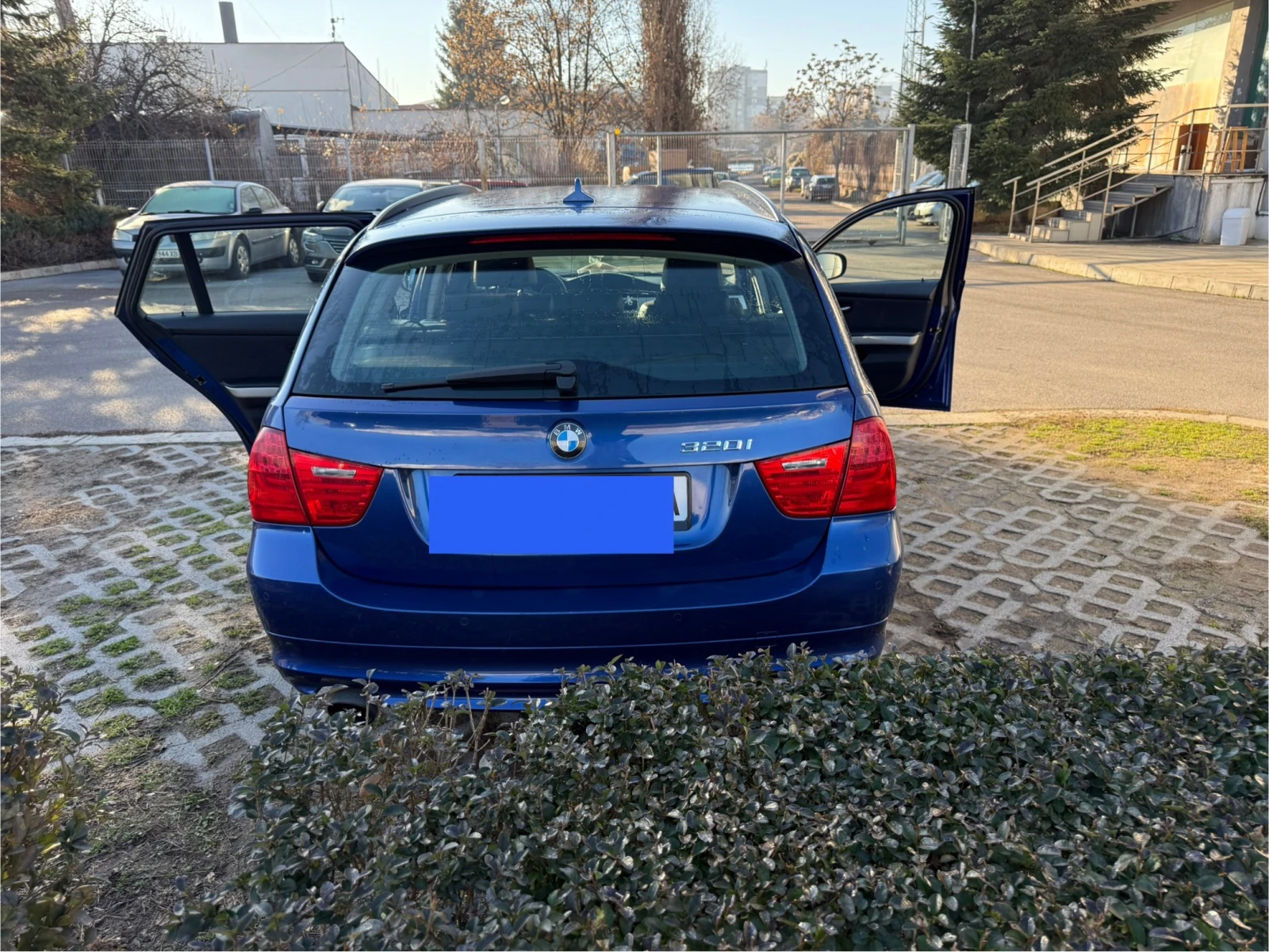 BMW 320  - изображение 8