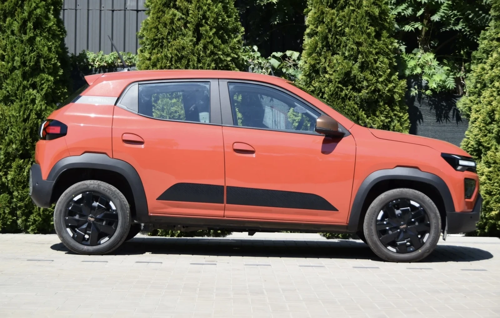 Dacia Spring EXTREME 65 6000km 2025 - изображение 7