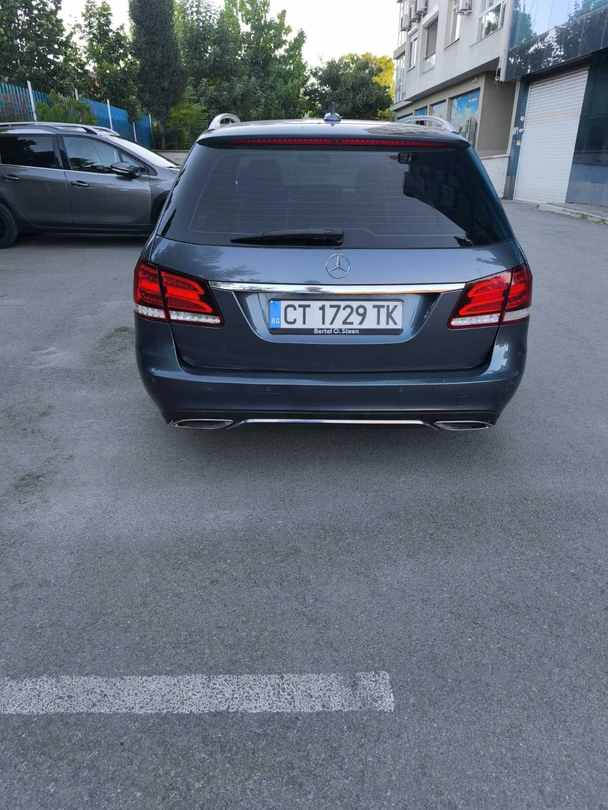 Mercedes-Benz E 300 BLUETEC HYBRID - изображение 2