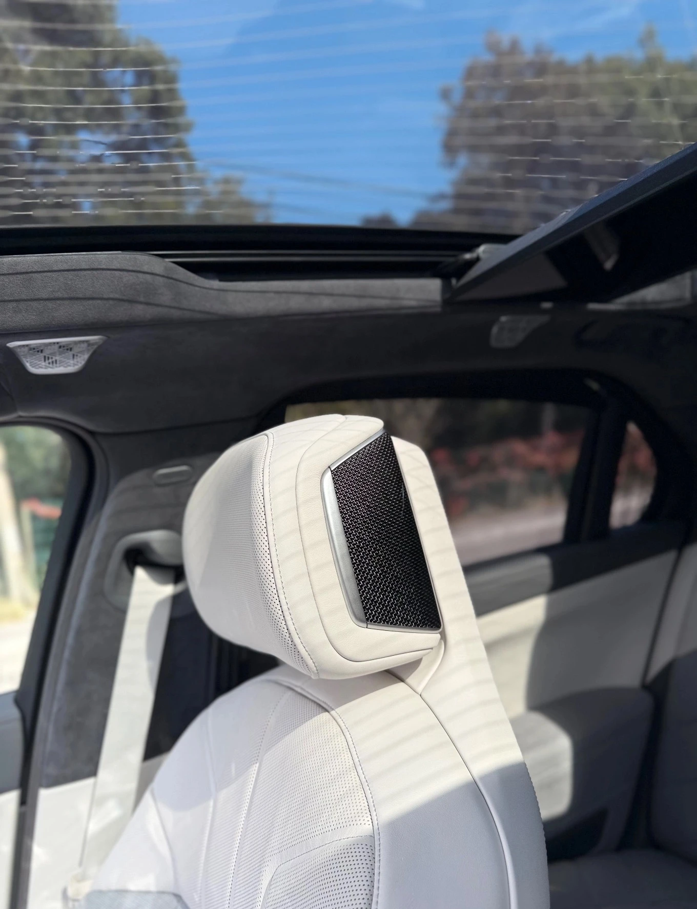 BMW 760 e Plug-in Hybrid xDrive | Mobile.bg   15