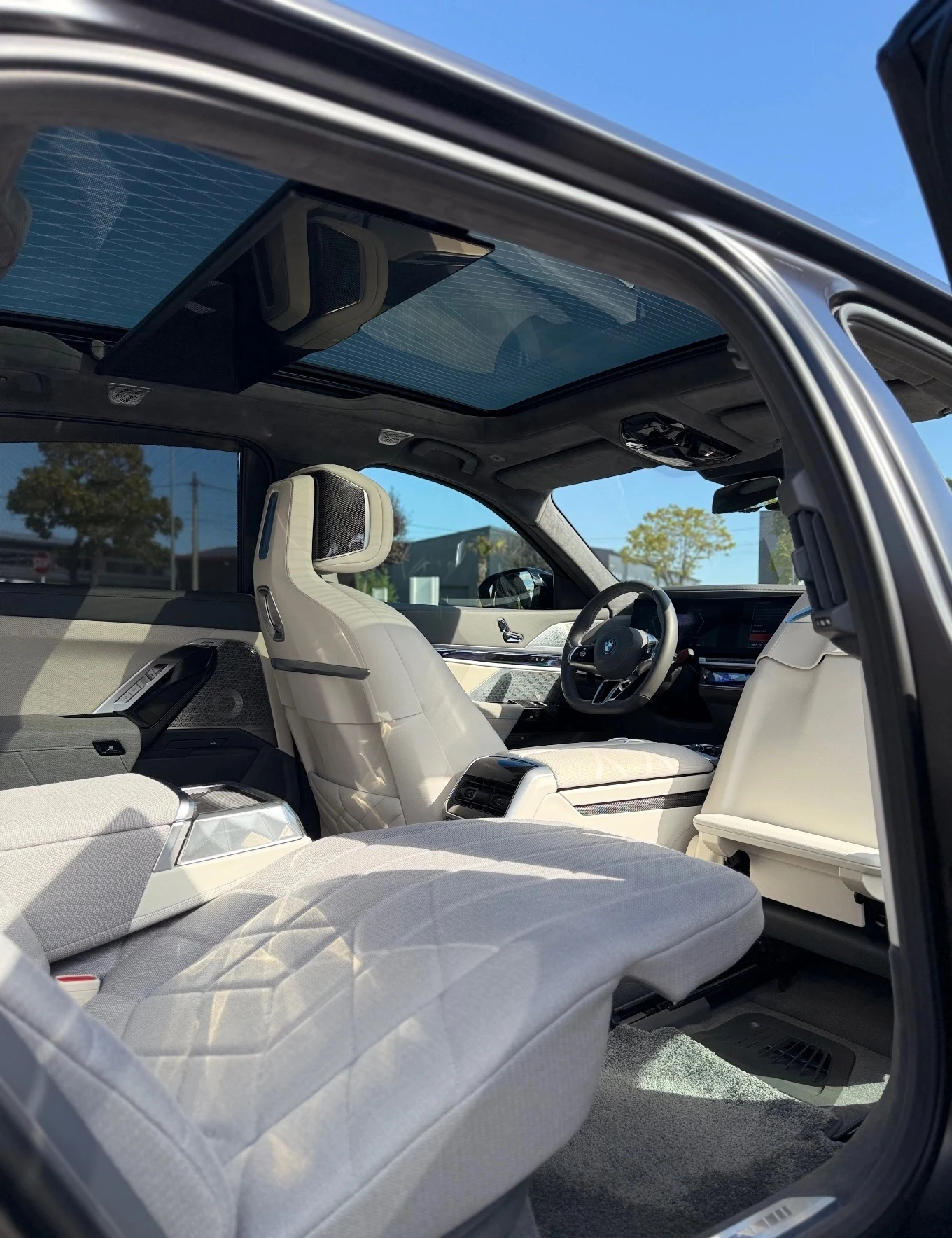 BMW 760 e Plug-in Hybrid xDrive | Mobile.bg   9