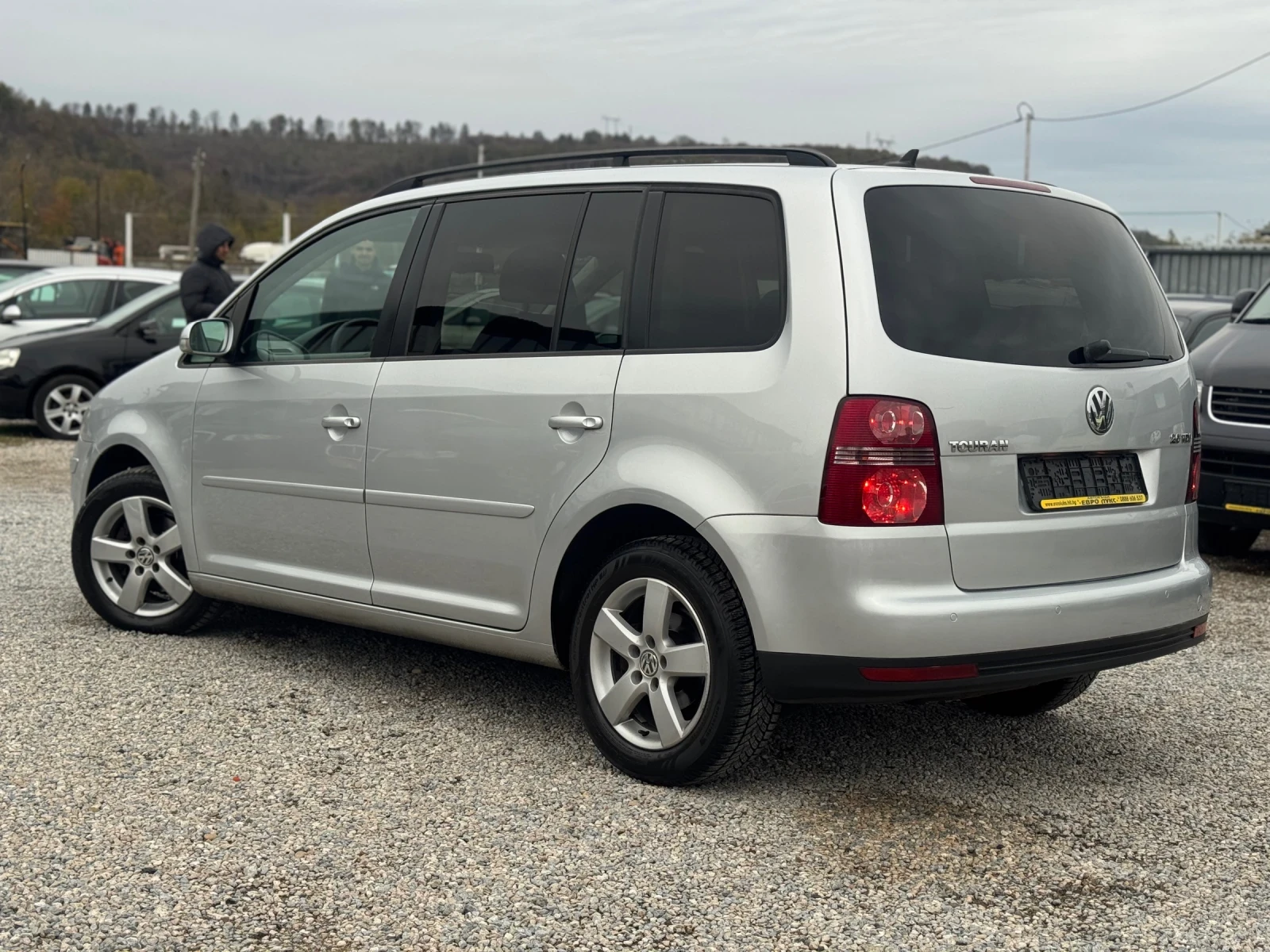 VW Touran 2.0TDI 140 7-   -  | Mobile.bg   8