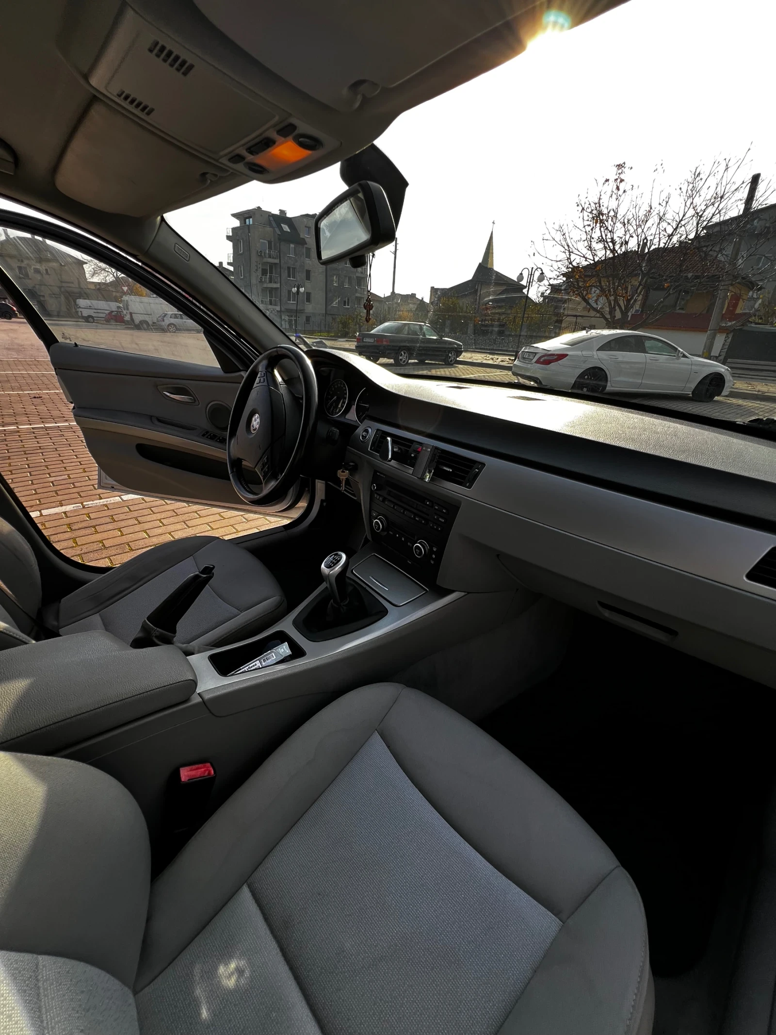 BMW 318  - изображение 10