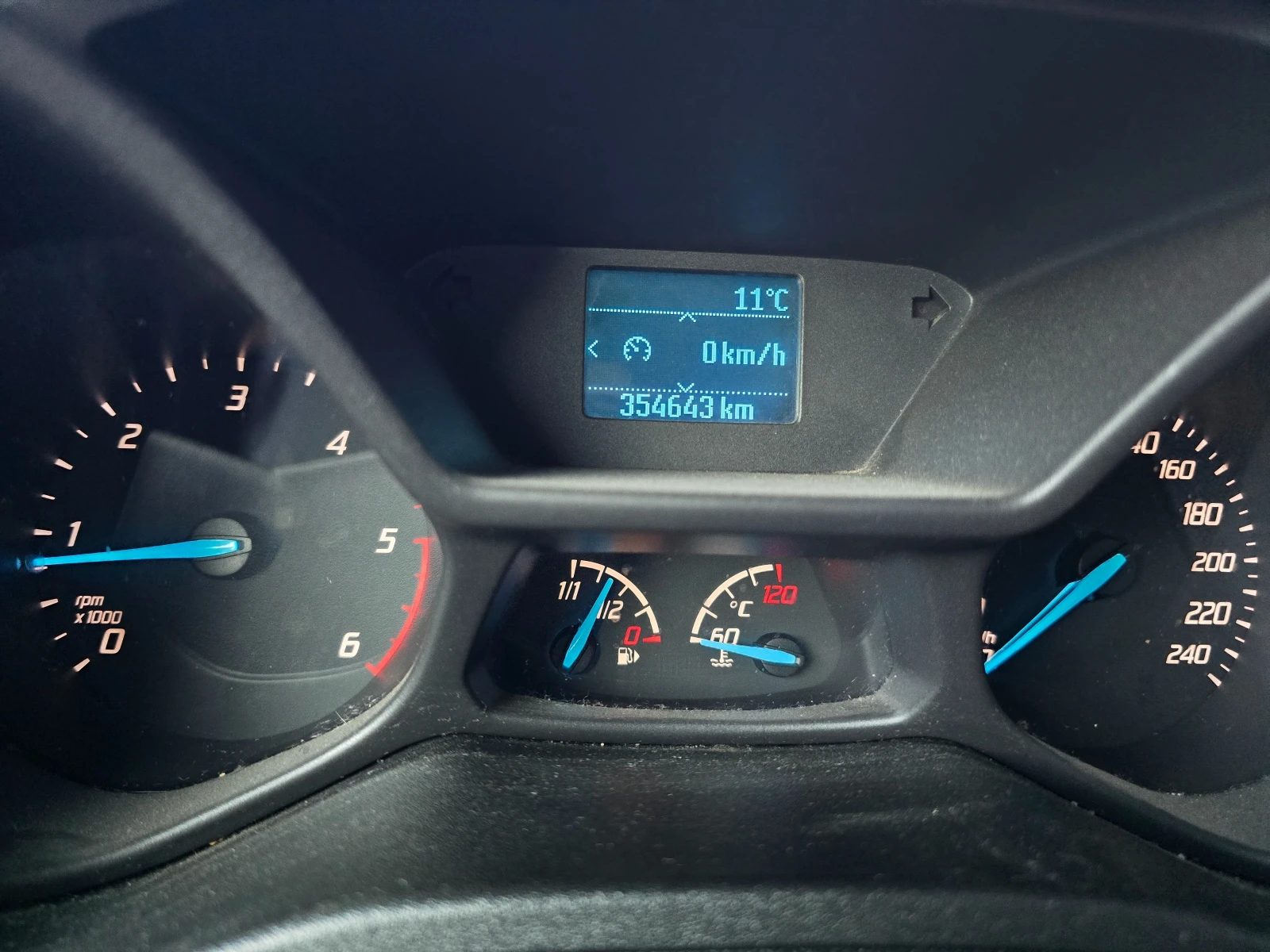 Ford Tourneo Connect Grand 1.6TDCI | Mobile.bg � ����������� 15