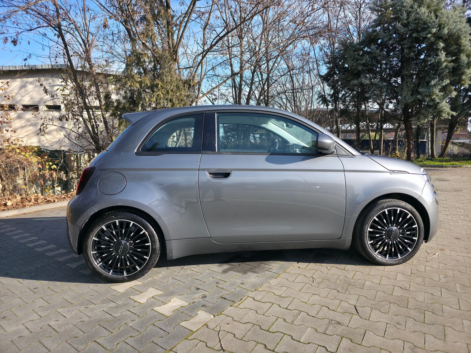 Fiat 500e ICON 42kw - изображение 8