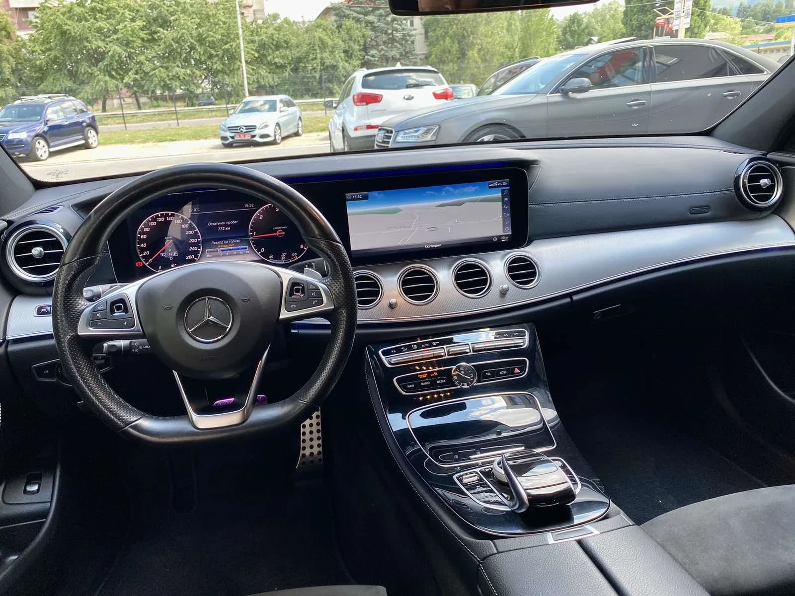 Mercedes-Benz E 220  - изображение 8