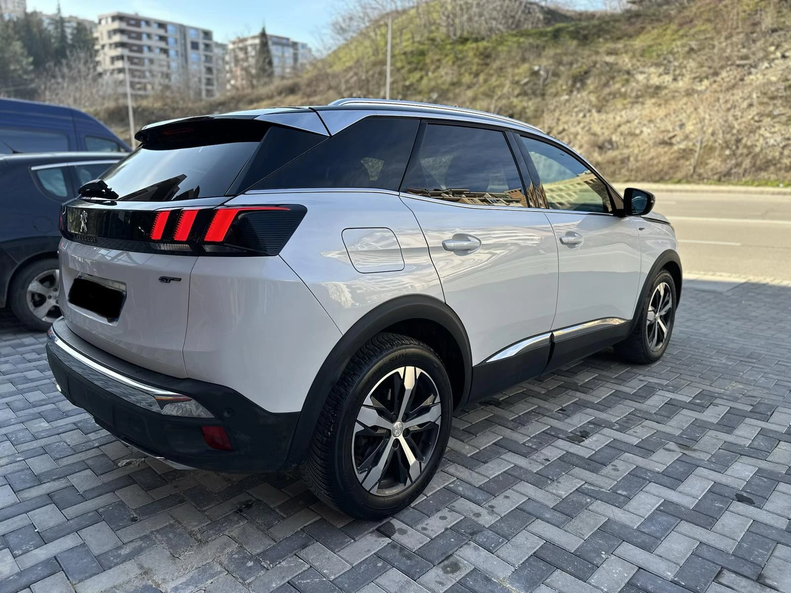 Peugeot 3008 3008 GT 2.0 HDI ПОДГРЕВ/МАСАЖ/РЕАЛНИ КИЛОМЕТРИ, снимка 5 - Автомобили и джипове - 53778226