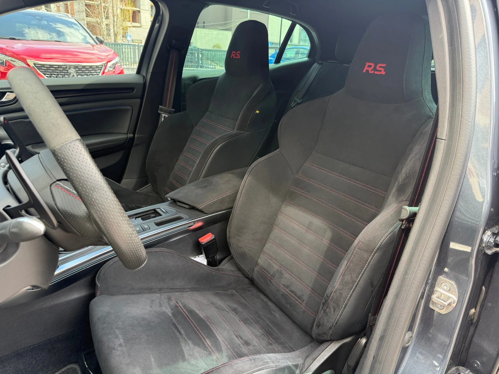 Renault Megane R.S. 300, снимка 12 - Автомобили и джипове - 54148763