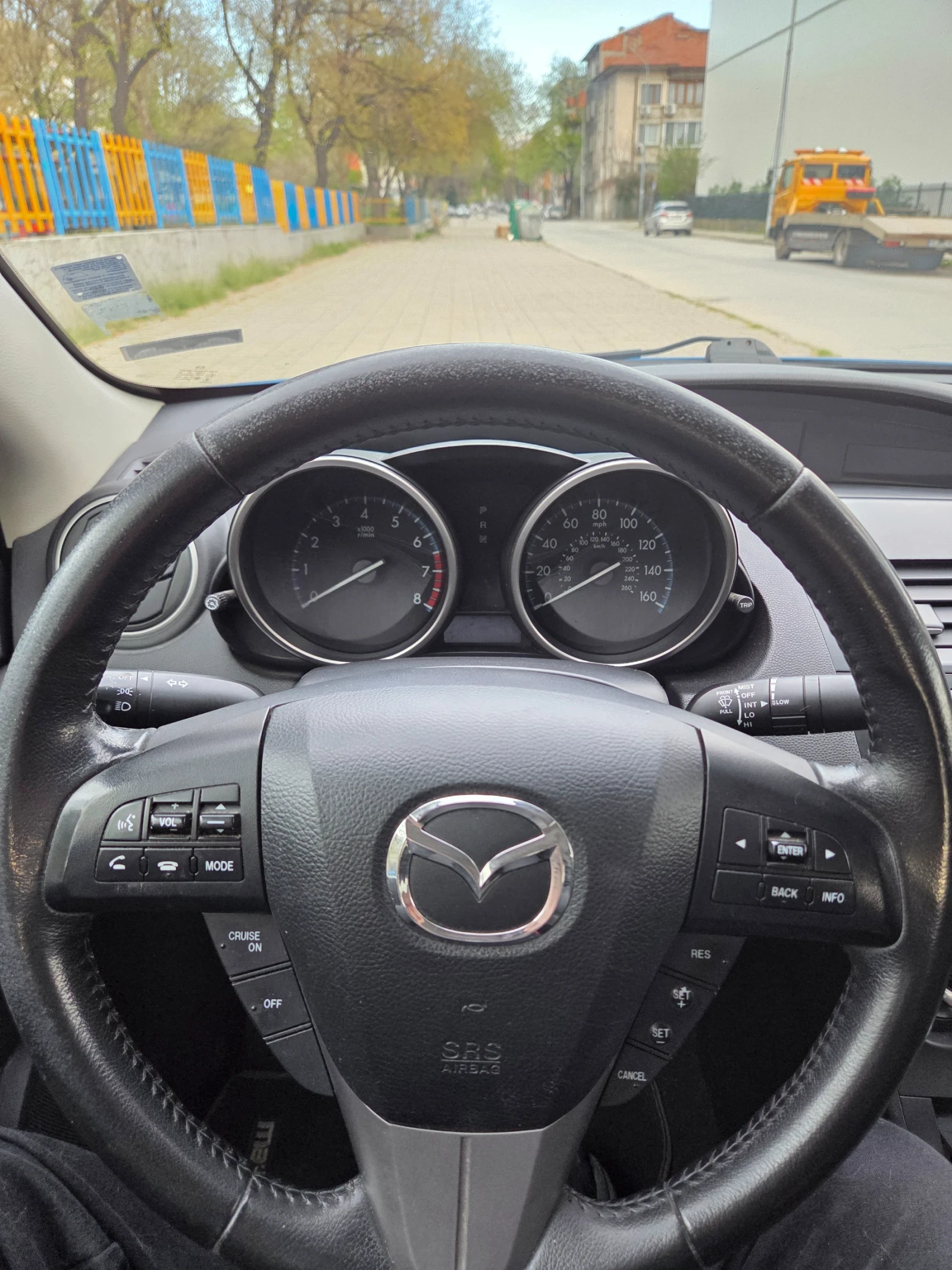 Mazda 3 Skyactiv, снимка 6 - Автомобили и джипове - 54271479