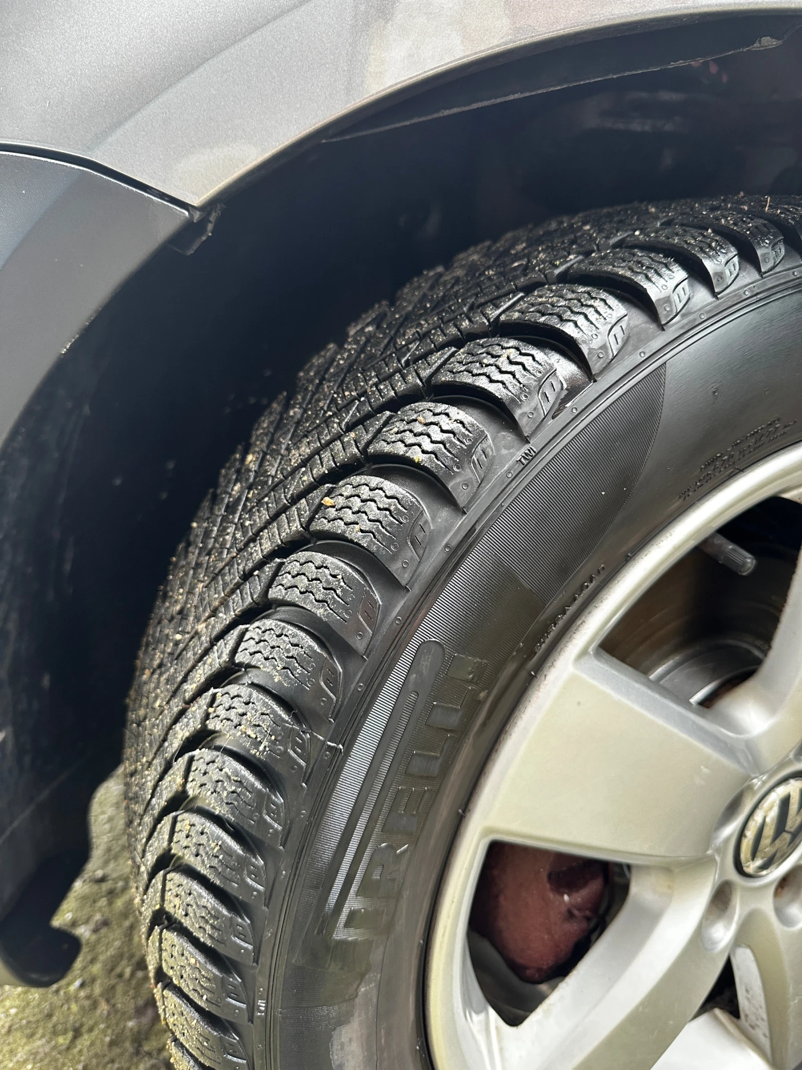 VW Caddy 1.6TDI DSG, снимка 10 - Автомобили и джипове - 54309236